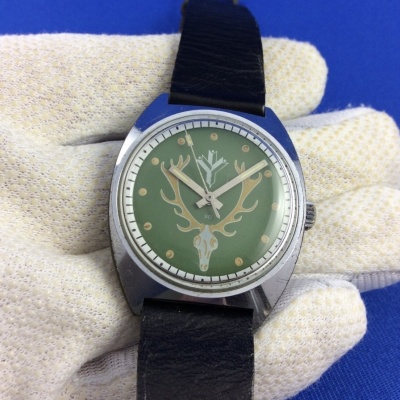 Vzácné hodinky PRIM "MYSLIVEC 30"