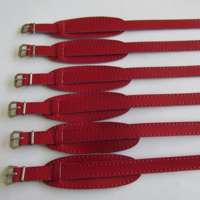 Červený podložkový řemínek na hodinky Prim - Barexový dobový - 12mm 