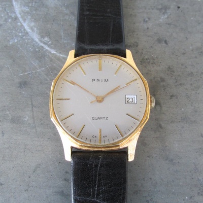 Hodinky Prim Quartz ve zlaceném pouzdře - typ 210 079 3