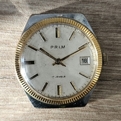 Hodinky PRIM 