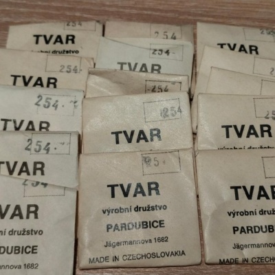 Tvar Pardubice V-254   15 ks