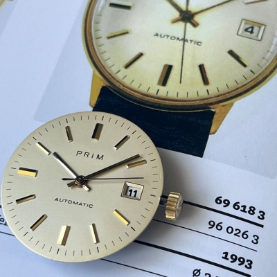 Bauhaus Bez nápisu 21 Jewels a Csechoslovakia