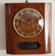 nástěnné bicí hodiny Chronotechna, funkční, pěkný stav