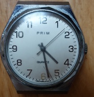 Prim Quartz - bílý ciferník, pěkný stav pouzdra