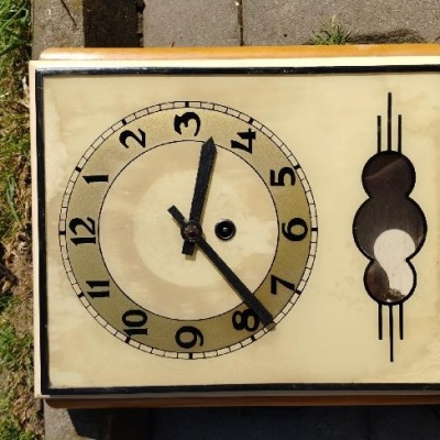 Hodiny Chronotechna se Závažím