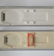 Dvě šedé krabičky PRIM 1