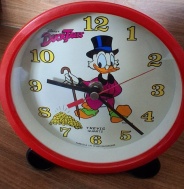 Stolove hodiny prim vyvozne Trevis