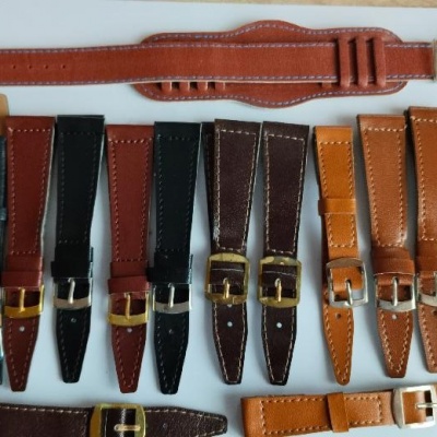 Mix Řemínku NEPOUŽITÉ,,15,,