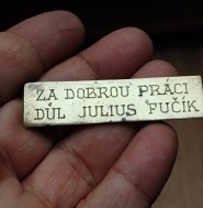 Plaketka k Hodinkám  Julius Fučík 