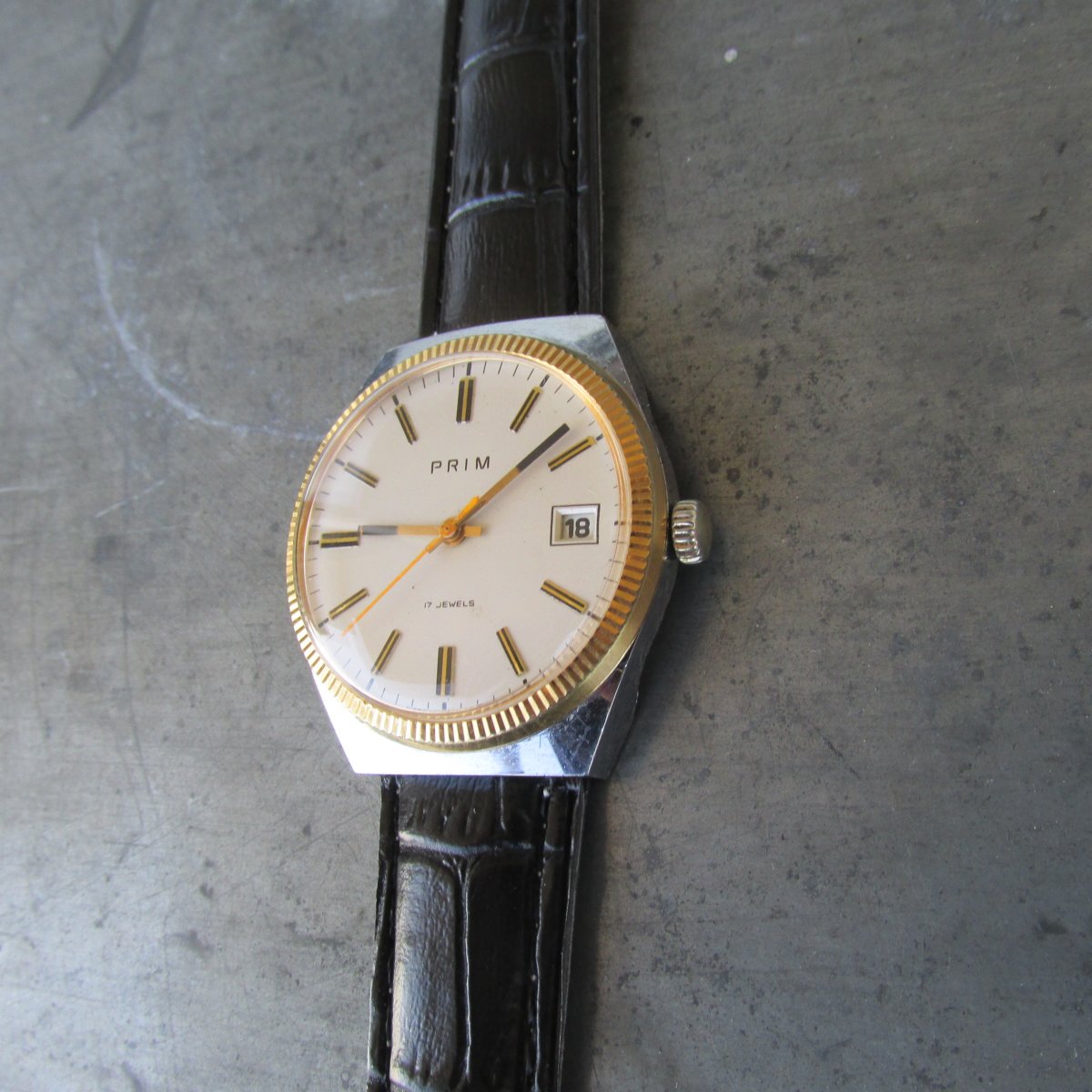 Hodinky PRIM ala "Rolex" datum, v pěkném stavu