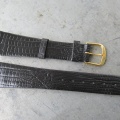ČERNÝ KOŽENÝ ŘEMÍNEK, VZOR HADÍ KŮŽE, 20mm