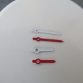Bílé a červené ručky na hodinky Prim Quartz - 1+1 pár