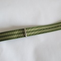 ŘEMÍNEK NATO - KHAKI PROUŽKY O ŠÍŘI 18mm S NEREZOVÝM KOVÁNÍM