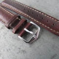 HIRSCH TRAVELLER - Kvalitní prošívaný kožený řemínek - šíře 20mm