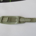 KHAKI - SVĚTLÝ ŘEMÍNEK NA HODINKY S PODLOŽKOU - VHODNÝ PRO ALERGIKY - 18mm