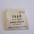 350 - SKLO TVAR PARDUBICE - NA KAPESNÍ HODINKY PRIM - PŮVODNÍ
