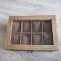 Dřevěný prosklený box - kazeta na hodinky